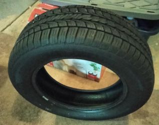 Car Tire.  General Altimax.