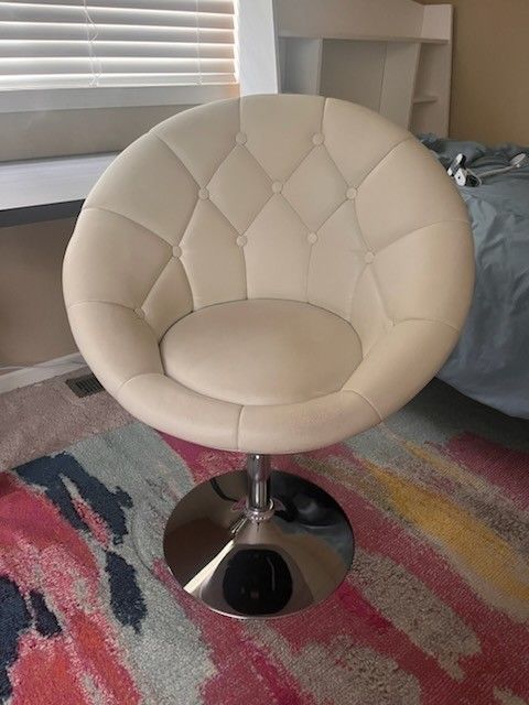 Teen Desk And Chair