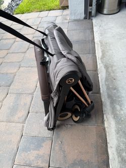 Cybex Coya Compact Travel Stroller