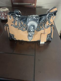  P&G Leather Purse, Brown & Tan Embezzlement  Buckle Strap