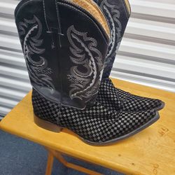Jaimes brand western cowboy boots...size 8.5 mens
