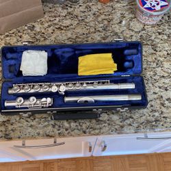 Armstrong Flute In Good Used Condition 