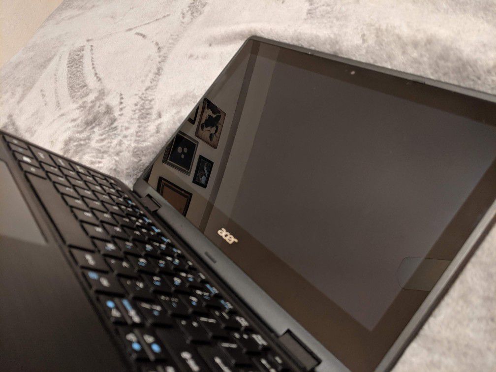 Acer 2-in-1 Laptop