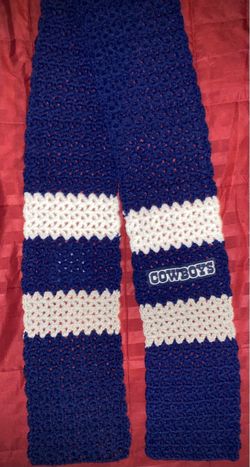 Handmade Crochet Dallas Cowboys Scarf – Navy Blue & White Striped Game Day Scarf with Team Patch