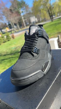 Jordan “Black Cats” 4