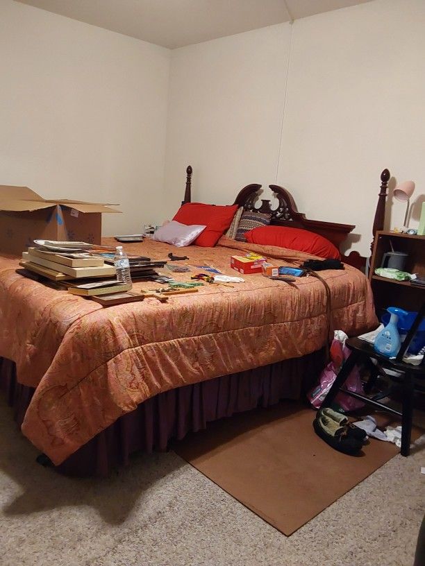 King Size Bedroom Set With Linens. Please make an offer to purchase.