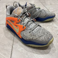Nike Basketball KD 15 “9th Wonder” - Size 9 *USED*