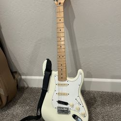Fender Stratocaster Electric Guitar