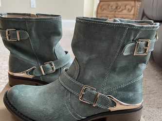 Wemons Size 7.5 Boots