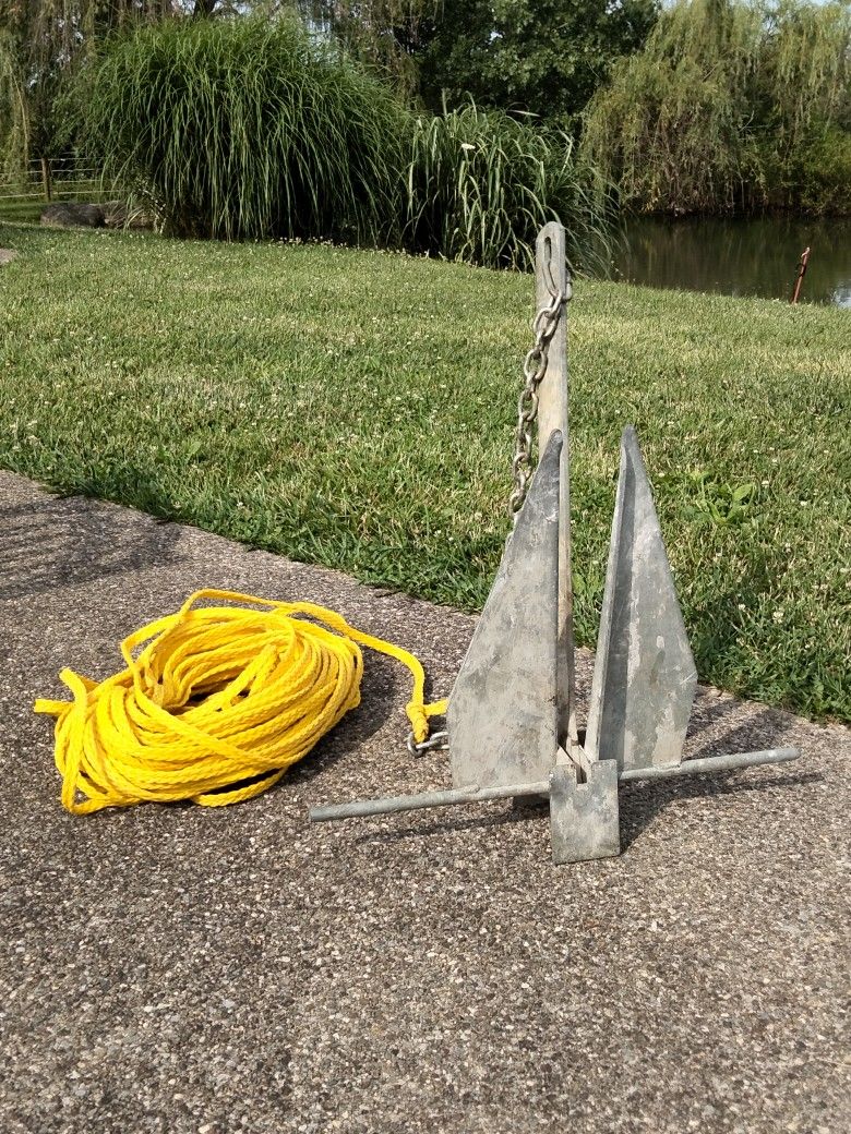 Huge Anchor For Large Boats