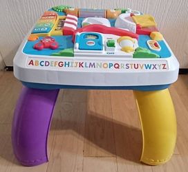 Fisher Price Laugh & Learn Around The Town Learning Table