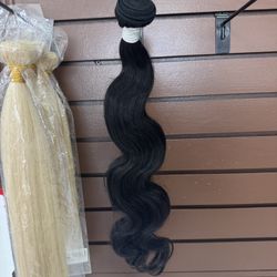 HD Lace Wigs And Brazilian Bundles 