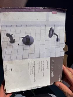 Allen + Roth Harlow Tub & Shower Faucet Matte Black