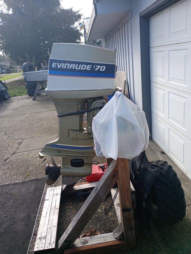 1977 Evinrude 70hp