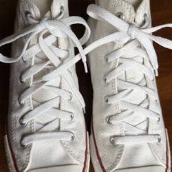 Converse Chuck Taylor High Tops — Size Men’s 6.5