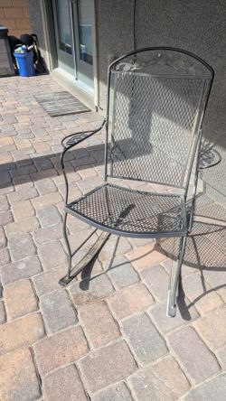 2 metal outdoor rocking chairs