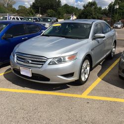 2010 Ford Taurus