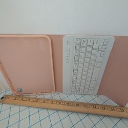 Small Tablet Case And Wireless Keyboard 