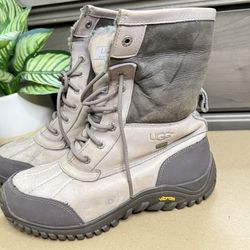 UGG Australia Adirondack  ll Waterproof  Women’s Boots Size (9.5)