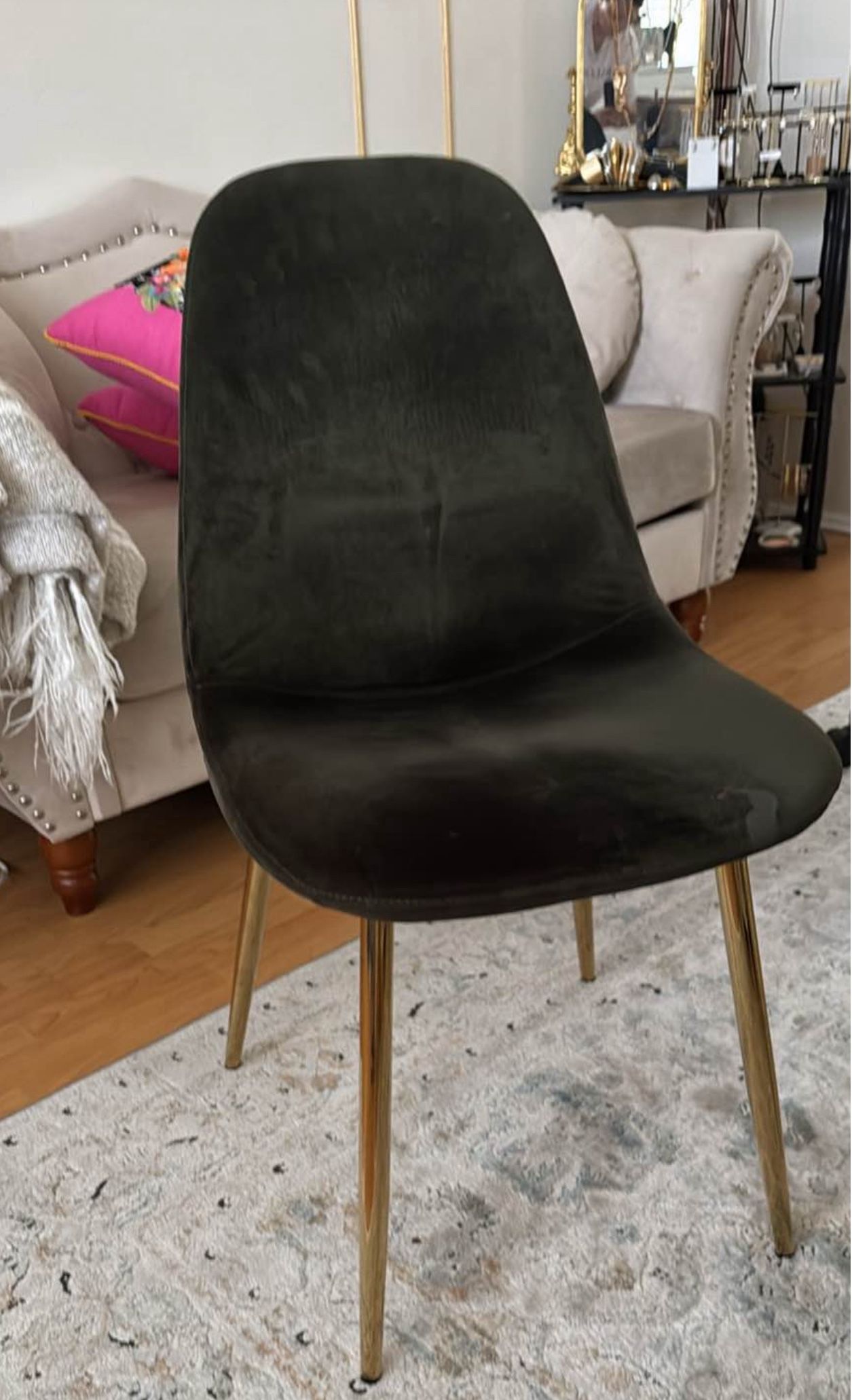 Velvet Chair