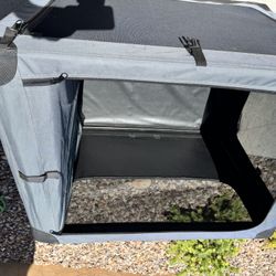 Extra large portable/ collapsible dog crate
