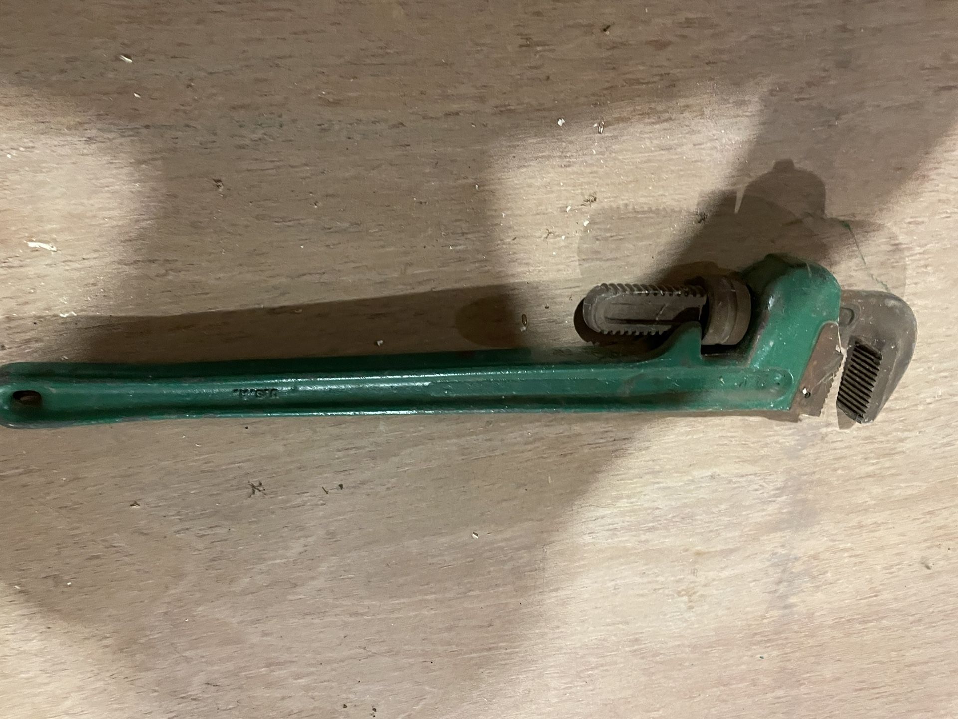 24” Pipe Wrench