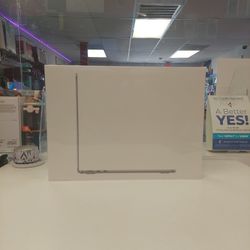 13 INCH MACBOOK AIR On Payments With $50 Down