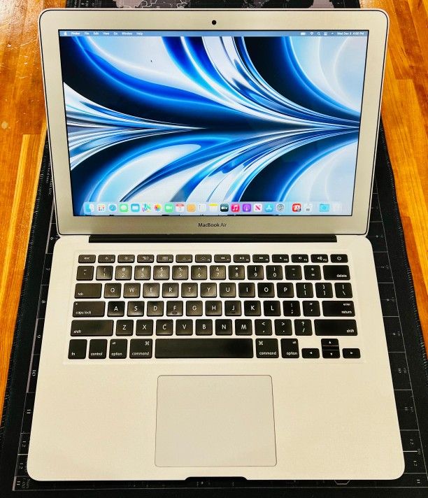 Apple Macbook AIR 13” 💻 2015 Core i5 8GB 256GB Fully Functional