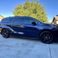 2021 Toyota Sienna