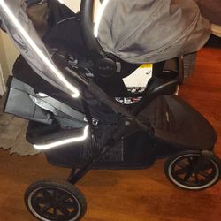 Even Flow Jogging Stroller And Car seat 