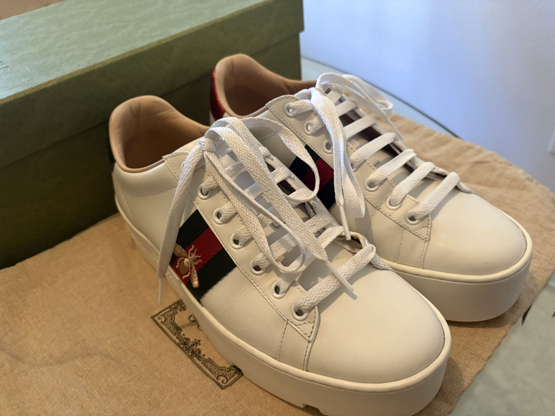 Gucci Sneakers