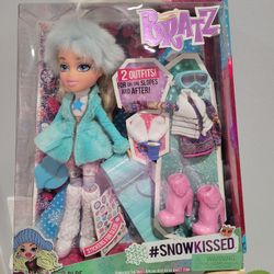 Bratz Doll 2015 Snowkissed CLOE (Brand New)