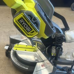 ONE+ 18V Cordless 7-1/4 in. Compound Miter Saw (Tool Only)