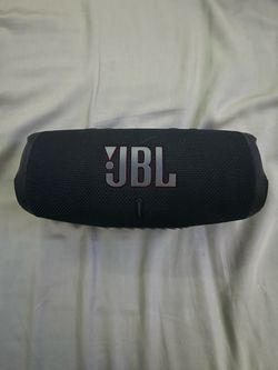 JBL Charge 5