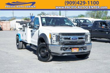 2017 Ford F-550 Chassis