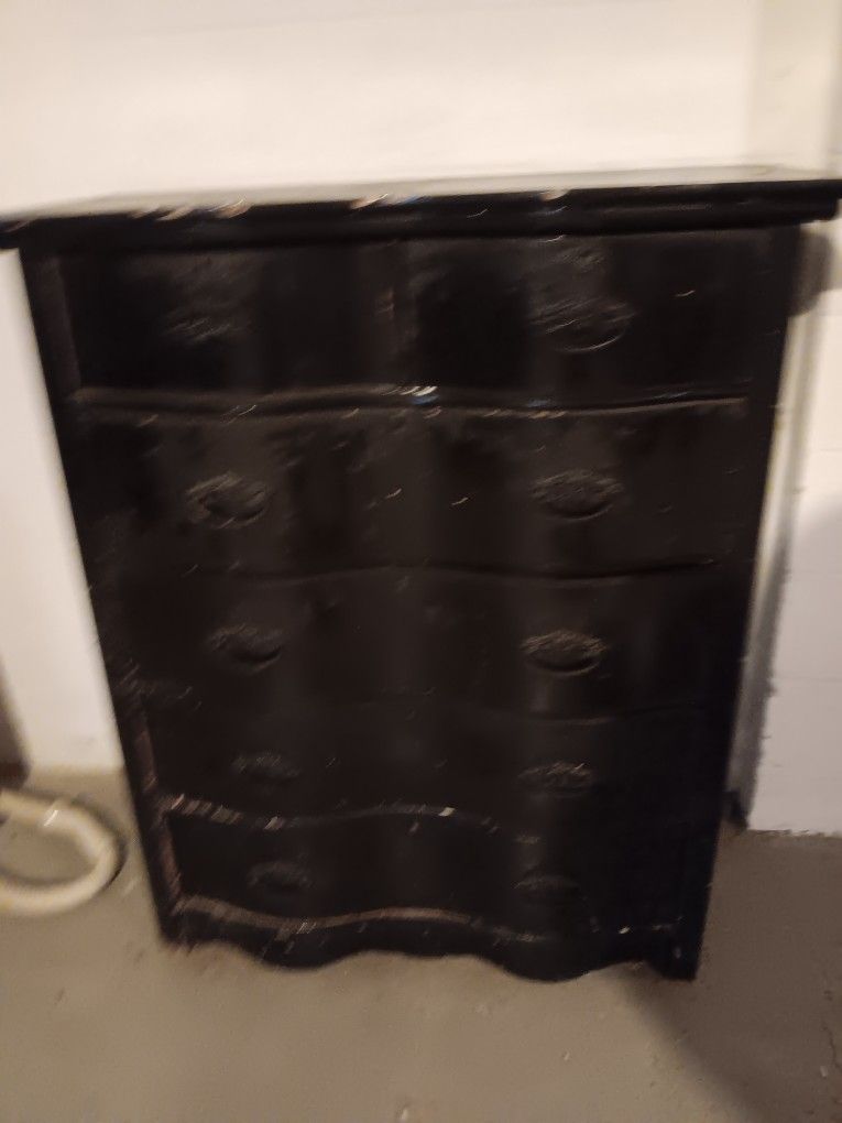 Antique Solid Wood Dresser With Curvy Drawers