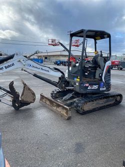 2017 Bobcat E35l 7k Mini Excavator 
