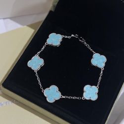 Van Cleef & Arpels bracelet