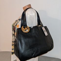 Michael Kors Fulton East West Black Leather Bag With Gold Hardware 