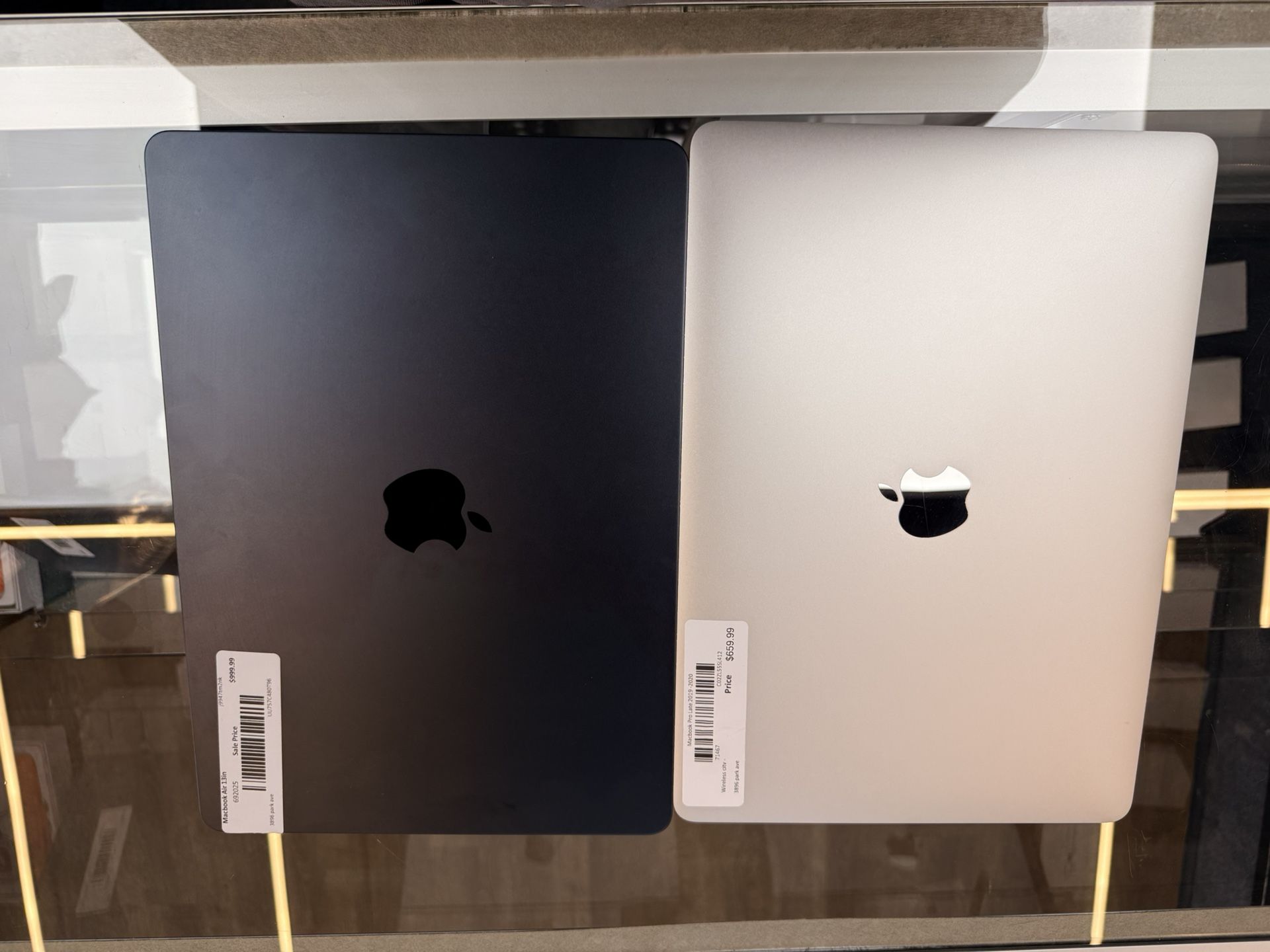 Macbook