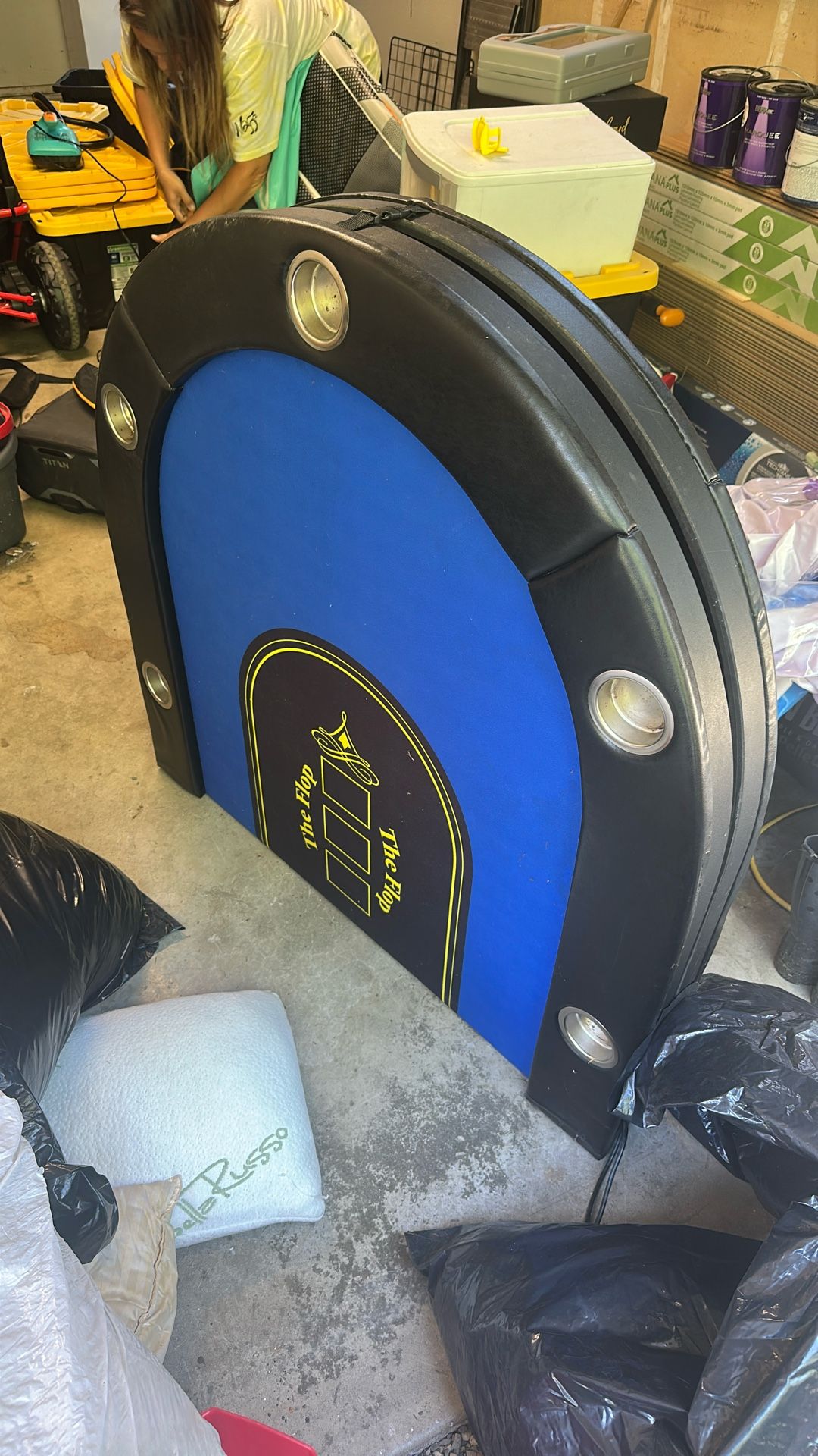 Poker Table