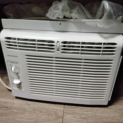 Window Ac Unit 5,000 Btu