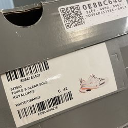 Balenciaga’s size 9