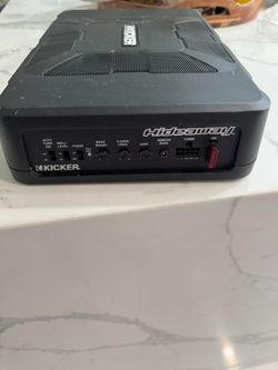 Kicker 11HS8 Hideaway Compact