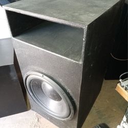 Custom Ported Enclosure With 15" Subwoofer- Read Ad See Pictures 