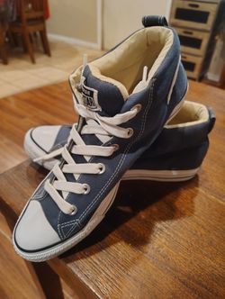 Converse Shoes Size 9.5