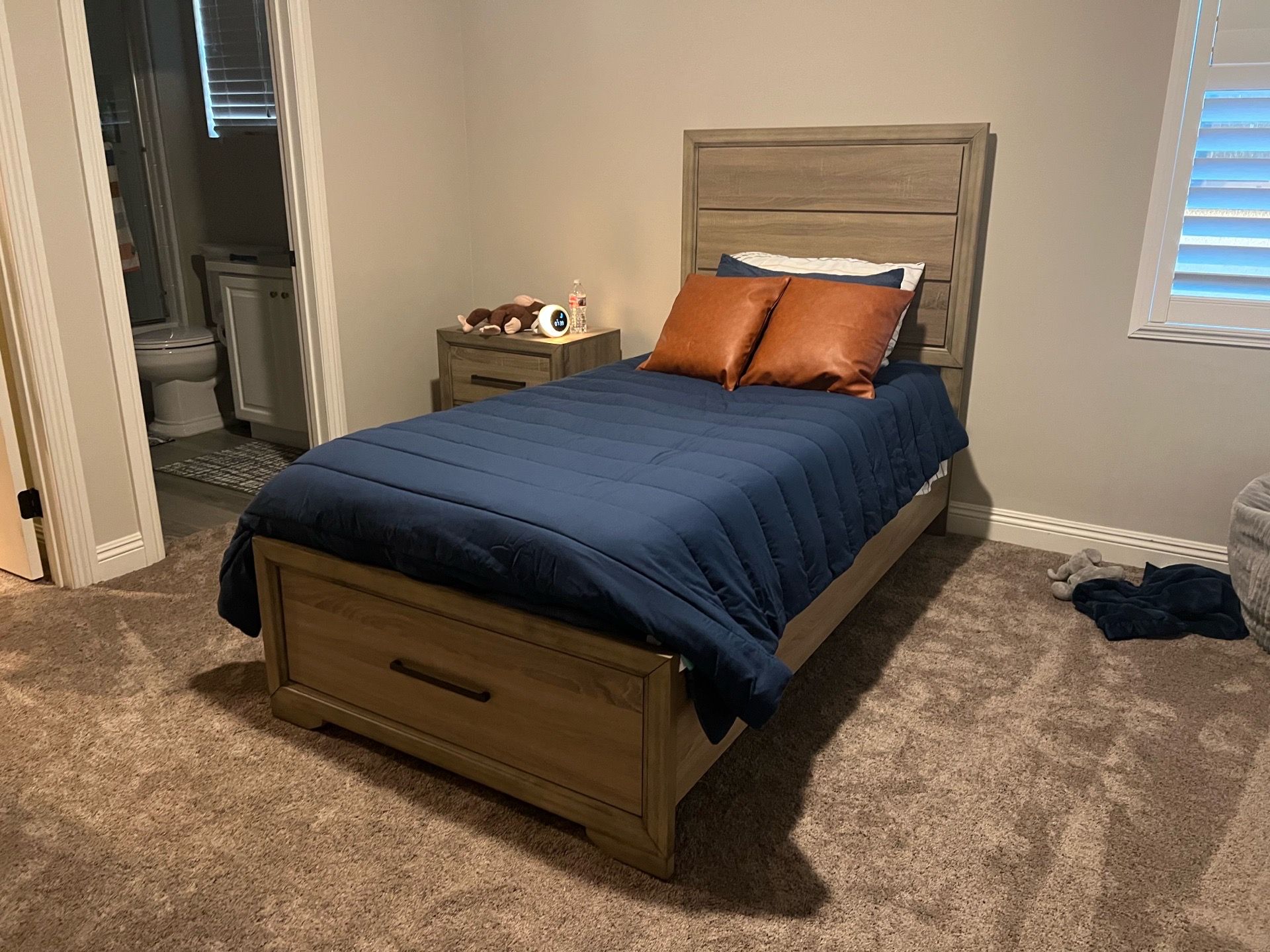 Twin Bed