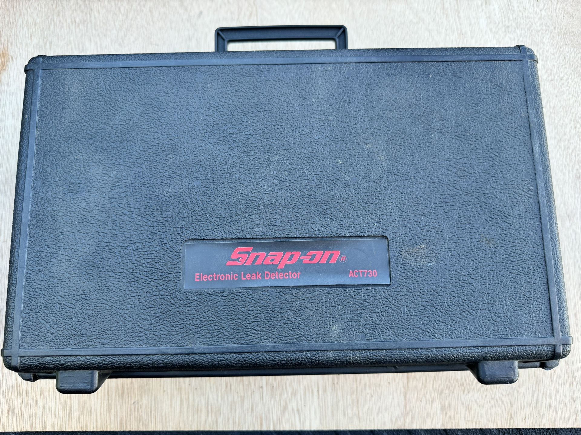 Snap On AC Refrigerant Leak Detector