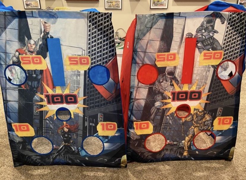 PlayHut Avengers double tent