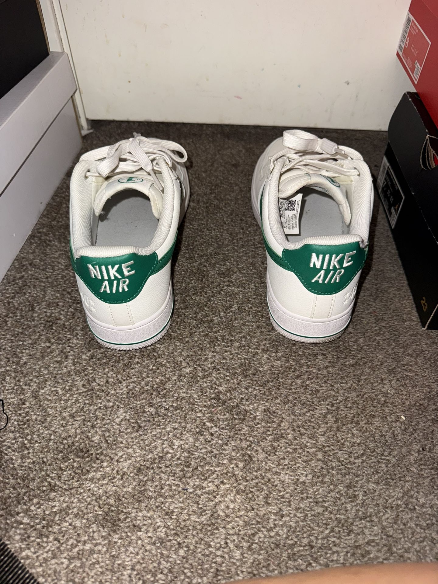 Nike Green And White